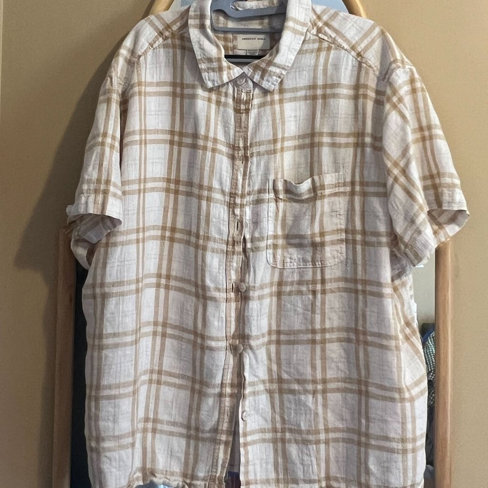 AE Short Sleeve Plaid Button Up
